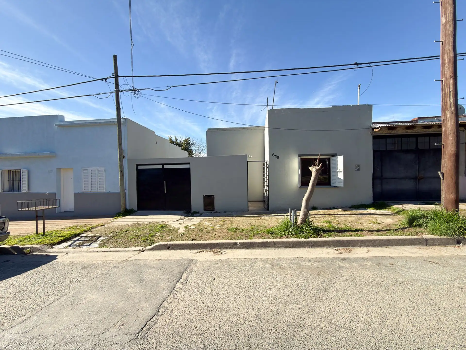 VENTA O PERMUTA CASA DOS DORMITORIOS VILLA ITALIA