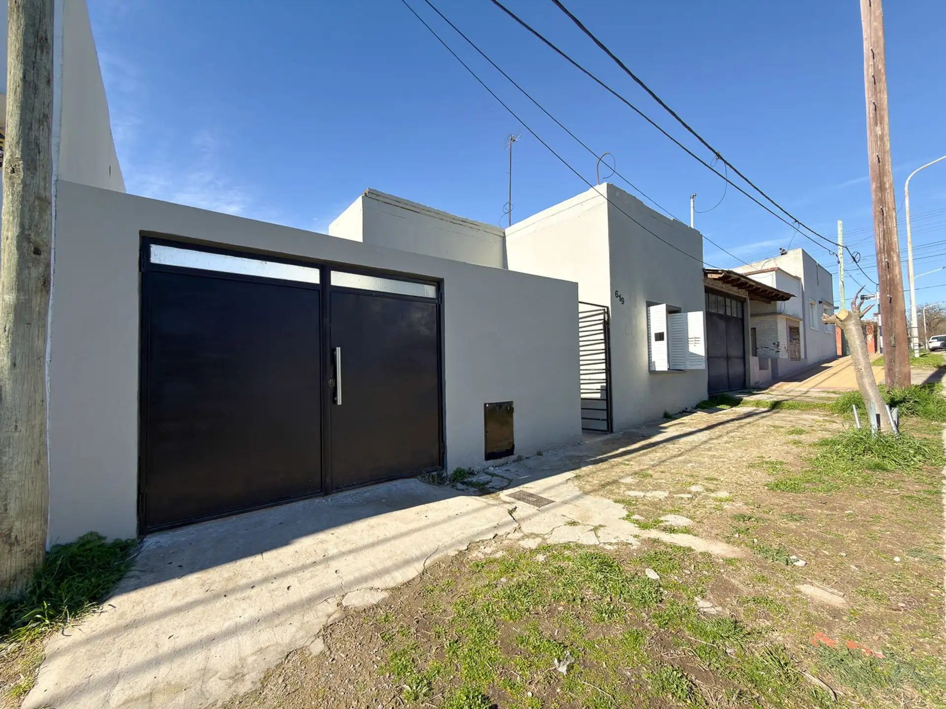 VENTA O PERMUTA CASA DOS DORMITORIOS VILLA ITALIA