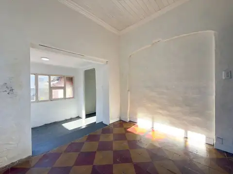 Casa 3 ambientes con 1 baño