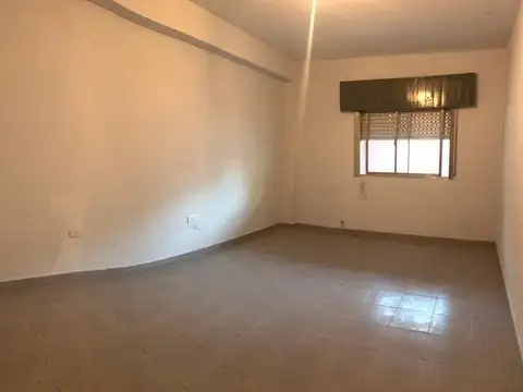 Depto Tipo Casa en Alquiler de 2 dormitorios