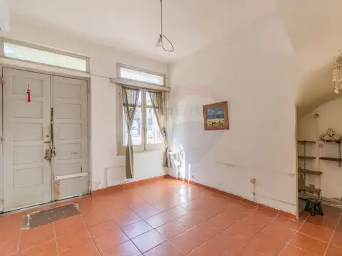 VENTA OPORTUNIDAD! 2 CASAS - 1 padrón - Pocitos