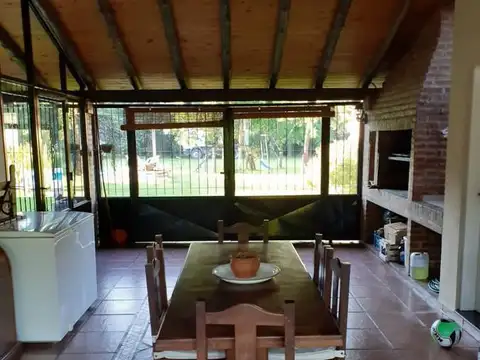 Casa en Alquiler Temporal con 2 cocheras