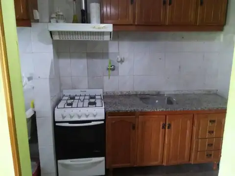 Departamento 4 ambientes con 1 baño