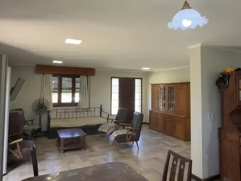 Casa en Venta de 2 Dormitorios en Roldan