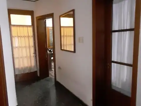 Casa en Venta en Alberdi, USD 110.000