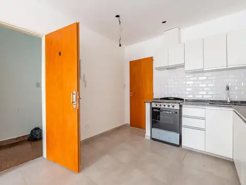 Depto Tipo Casa en Venta en Ciudad Jardin del Palomar, USD 63.000