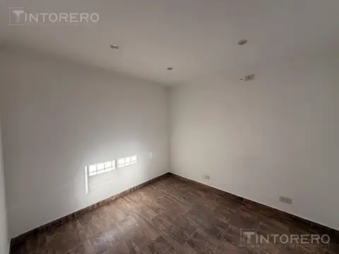Depto Tipo Casa en Alquiler de 3 ambientes