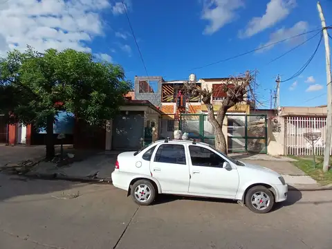 Casa - Venta - Argentina, Tres de Febrero - Soldado Caballero 8947