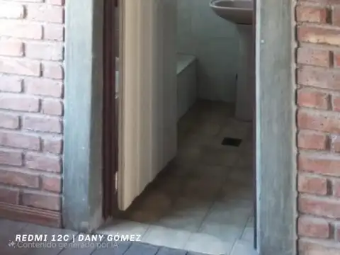 Casa 5 ambientes con 5 baños
