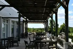 Áreas comunes piscina, club-house en Everlinks Golf en Av. Fernández Beschtedt 0 en Lujan, Buenos Aires