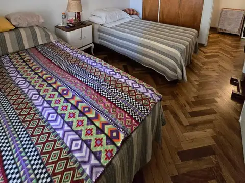 Departamento 5 ambientes con 2 baños