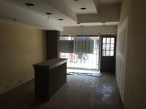 Local en Venta Via Pública