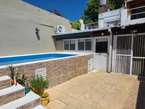 Venta Casa 4 Dormitorios, Pileta Barrio Matheu