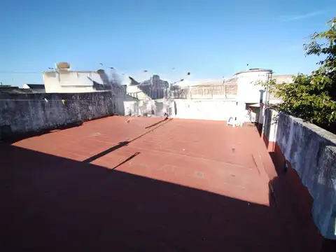 Depto Tipo Casa en Venta 79 años