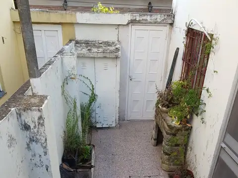 Depto Tipo Casa 3 ambientes con 1 baño