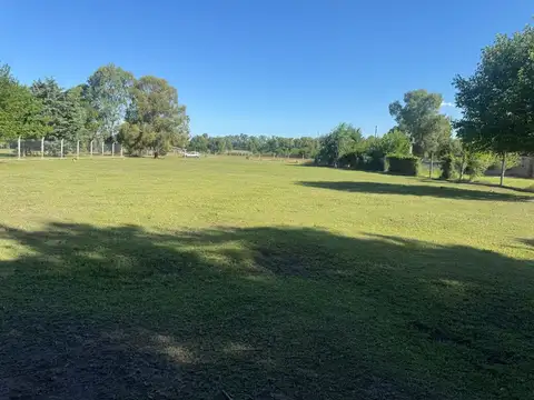 TERRENO EN VENTA C. SPEGAZZINI BARRIO LAS LOMAS