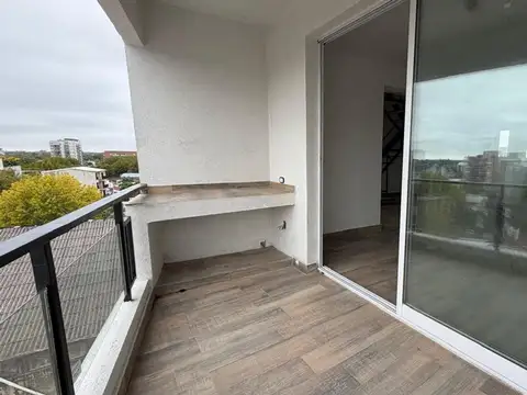Departamento 4 Amb En Duplex En Av. Cazon 1000, Piso 6