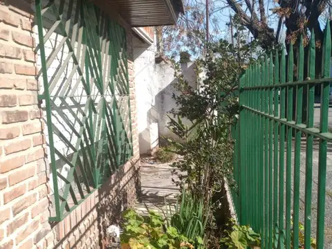 San Luis y Miguel Cané