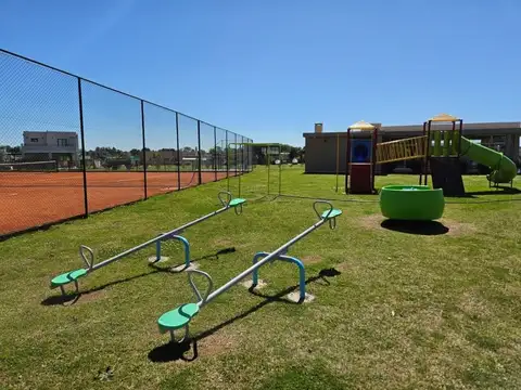 Terreno en Venta en Pilar del Este - Santa Lucia, USD 57.000