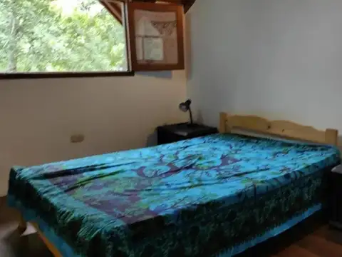 Casa en venta - 4 Dormitorios 2 Baños - Santa Teresita