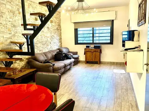 Venta PH Duplex 4 amb San Martin con cochera 