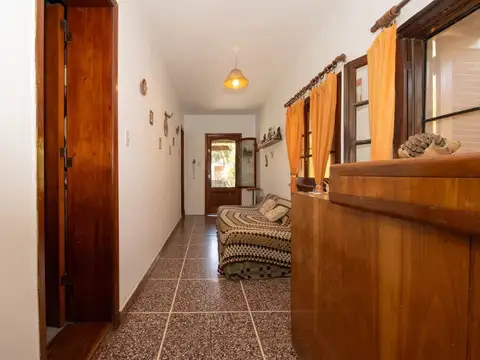 CASA AL VENTA 3 AMBIENTES CON PISCINA CON COCHERA