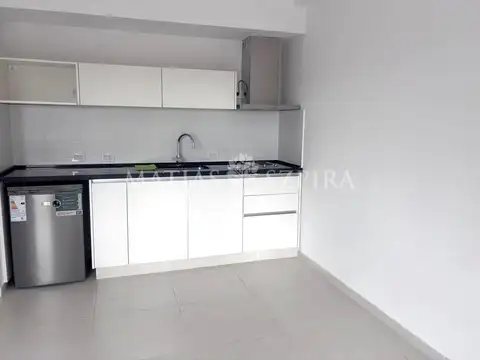 Departamento en Alquiler con 1 cochera