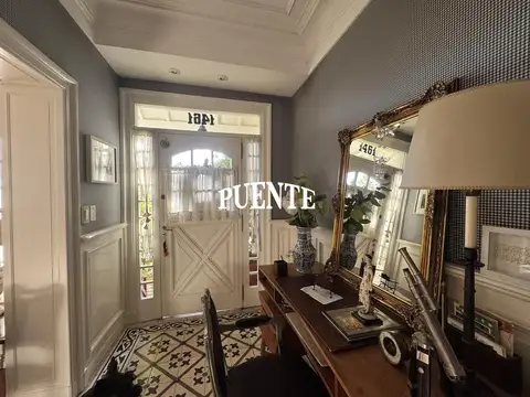 Casa 6 ambientes con 4 baños
