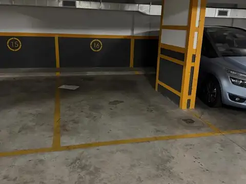 Cochera en venta - 13,2Mts2 - Colegiales