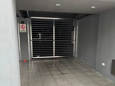 Cochera en venta - 13,2Mts2 - Colegiales