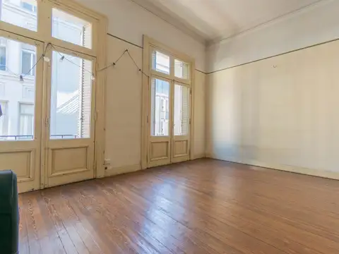 VENTA - 7 AMBIENTES + 3 BALCONES - MONSERRAT