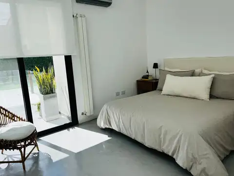 CASA EN VENTA LA CANDIDA CLUB DE CAMPO