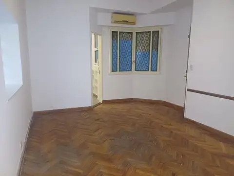 Departamento en Alquiler en Recoleta, $ 800.000