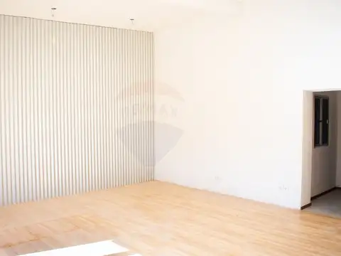 Luis Alberto de Herrera 700