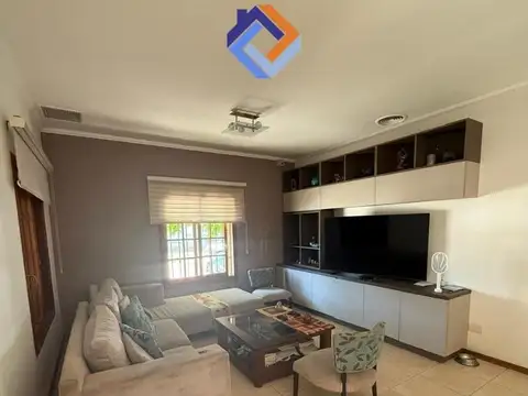 Casa en Venta en Campana, USD 210.000