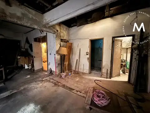 Terreno en venta - Villa Ballester - Toma prop. en parte de pago.