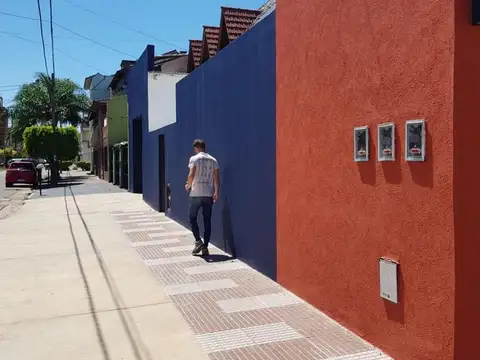 Galpon en Venta en Villa Luzuriaga, USD 155.000