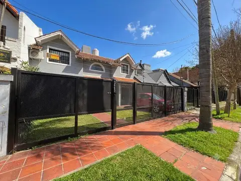 Casa 4 ambientes  en venta martinez