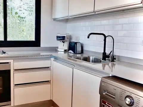 Departamento en Venta en Parque Chacabuco, USD 299.999