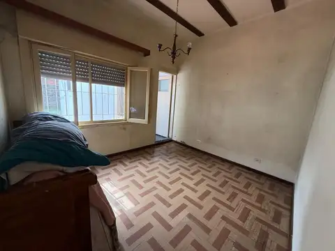 VENTA CASA EN BERNAL OESTE