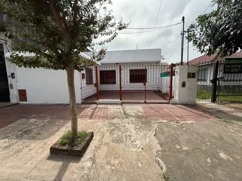 VENTA CASA EN BERNAL OESTE