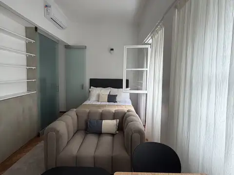 Pena 2000, Piso 2