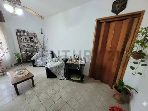 Chacabuco 3100, Piso 0