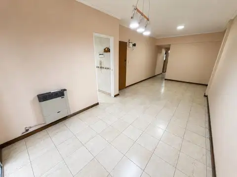 Alquiler Departamento de 3 ambientes en Wilde centro