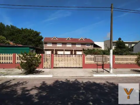 Hotel en venta - 11 Dormitorios 11 Baños - San Clemente del Tuyú