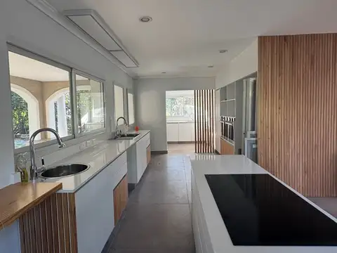 Casa en Alquiler de 6 dormitorios