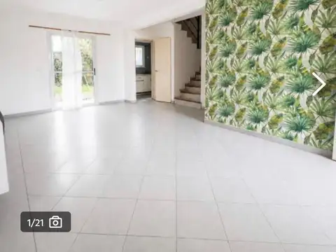 Triplex en Jardines de Escobar