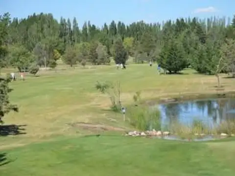 VENTA CASA de tres dormitorios - Barrio Comahue Golf Club - Neuquen Capital.