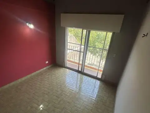 Depto Tipo Casa en Venta con 2 cocheras