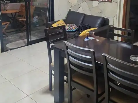 Departamento en venta - 2 Dormitorios 1 Baño - Valeria del Mar